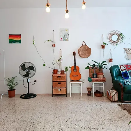 Cute Townhouse In Maltese Village Close To St Peters Pool Zejtun